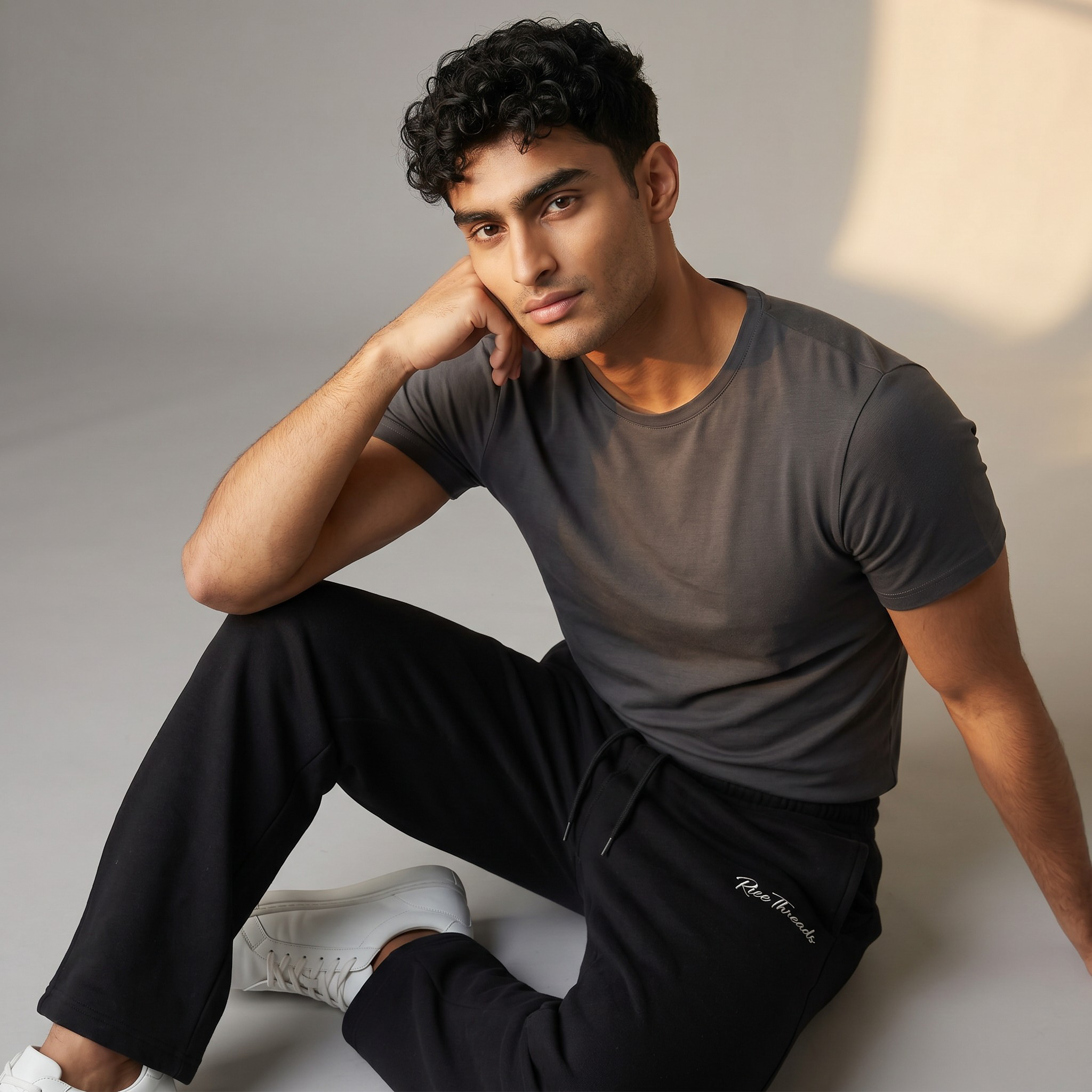 Noir Liberté — Unisex Sweatpants